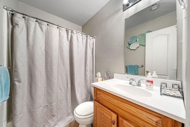 6215 Sutton Meadows Drive, Houston, TX 77086