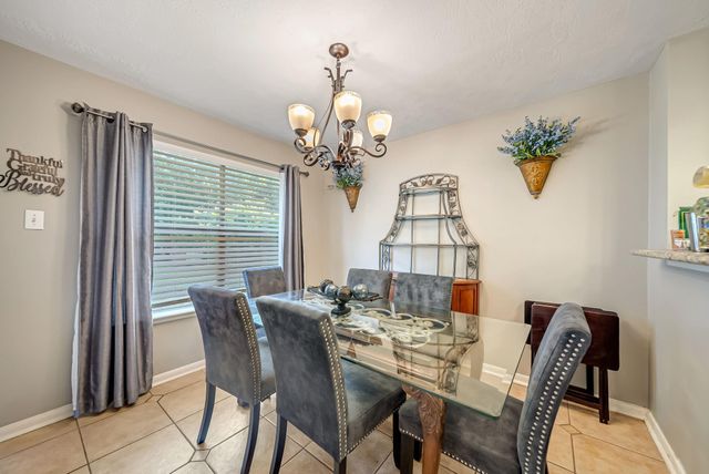 6215 Sutton Meadows Drive, Houston, TX 77086