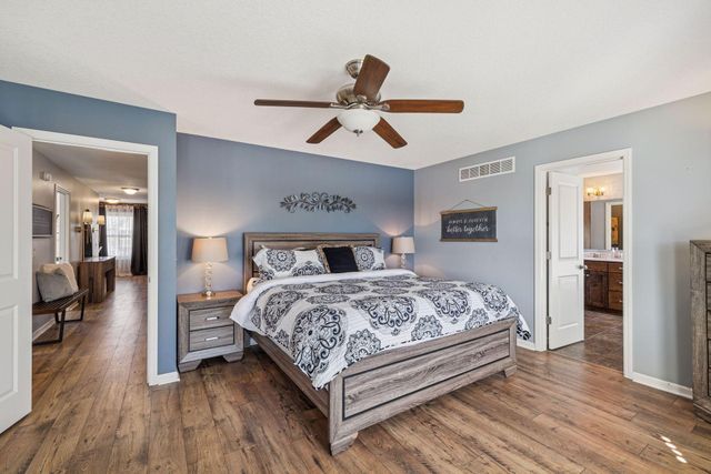 15085 54th Avenue N, Plymouth, MN 55446