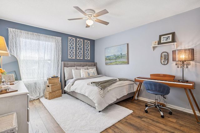 15085 54th Avenue N, Plymouth, MN 55446