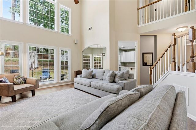 374 Ivy Glen Circle, Avondale Estates, GA 30002