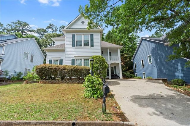 374 Ivy Glen Circle, Avondale Estates, GA 30002