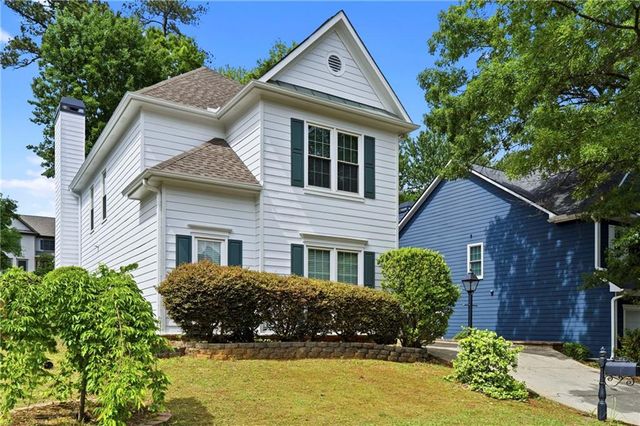 374 Ivy Glen Circle, Avondale Estates, GA 30002