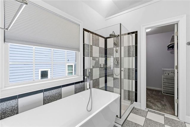 374 Ivy Glen Circle, Avondale Estates, GA 30002