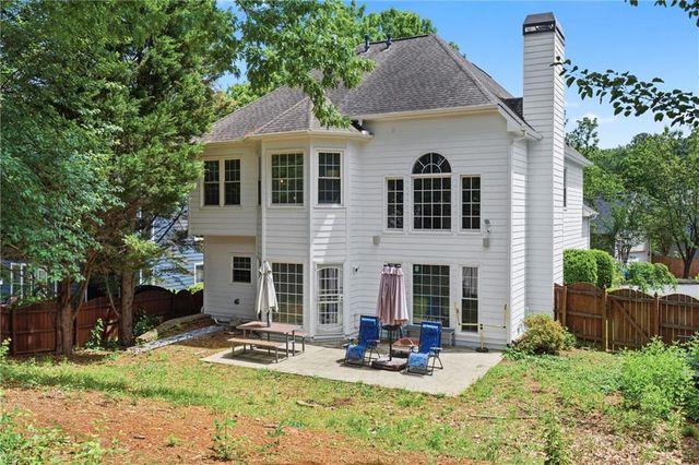 374 Ivy Glen Circle, Avondale Estates, GA 30002
