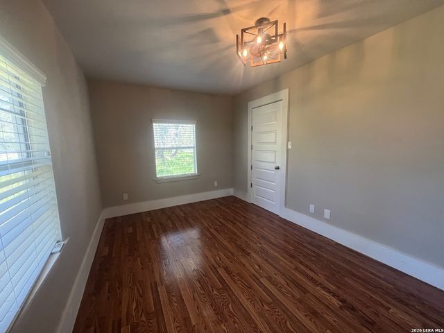 16862 Fm 306, Canyon Lake, TX 78133