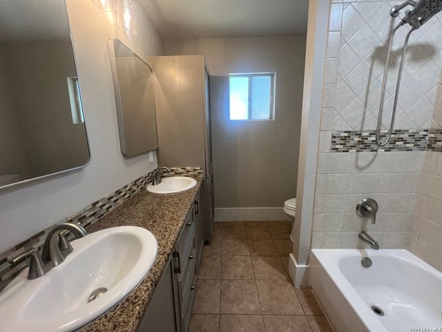 16862 Fm 306, Canyon Lake, TX 78133