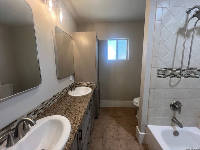 16862 Fm 306, Canyon Lake, TX 78133