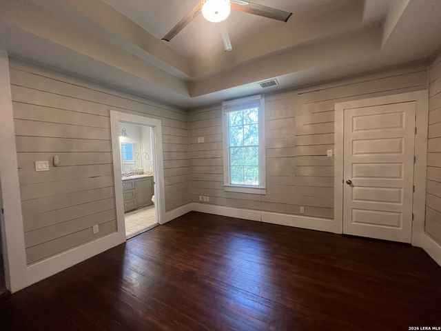 16862 Fm 306, Canyon Lake, TX 78133