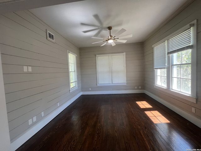 16862 Fm 306, Canyon Lake, TX 78133