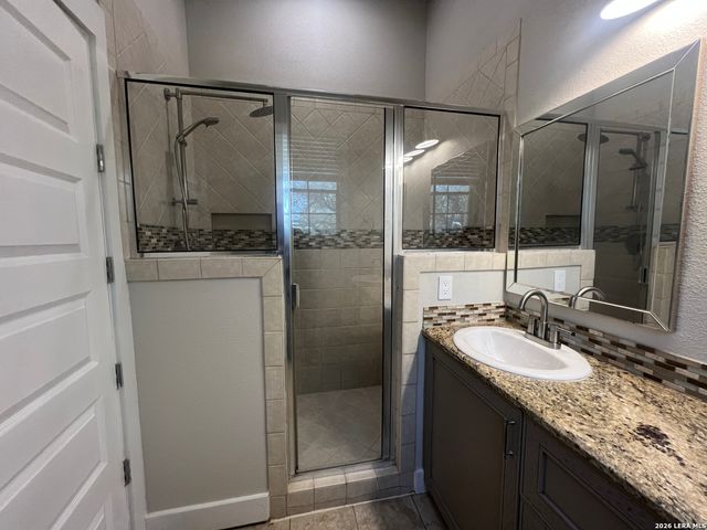 16862 Fm 306, Canyon Lake, TX 78133
