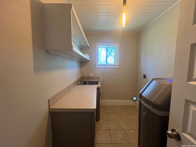 16862 Fm 306, Canyon Lake, TX 78133