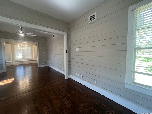 16862 Fm 306, Canyon Lake, TX 78133