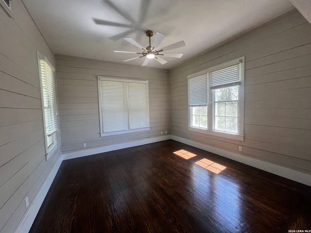 16862 Fm 306, Canyon Lake, TX 78133