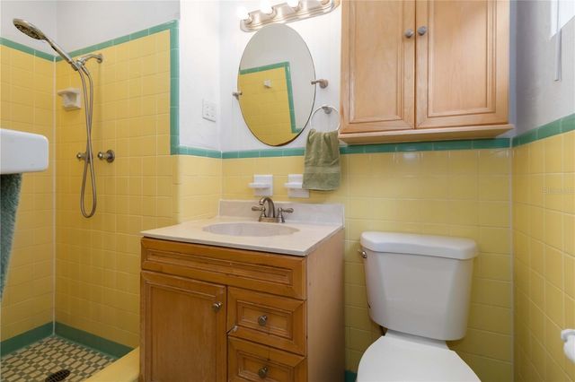 160 OAKWOOD DRIVE, Daytona Beach, FL 32117