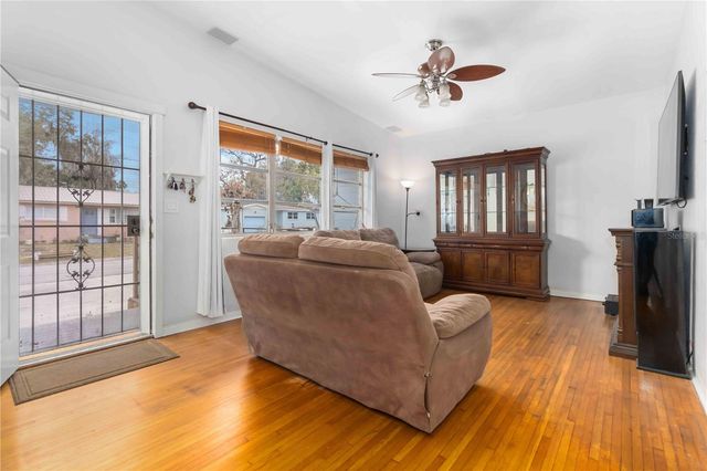 160 OAKWOOD DRIVE, Daytona Beach, FL 32117