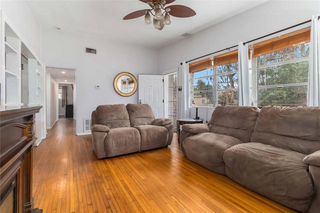 160 OAKWOOD DRIVE, Daytona Beach, FL 32117