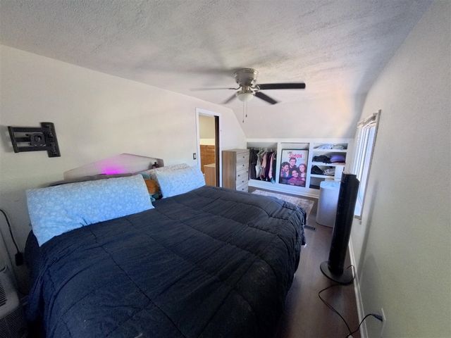 23147 Melville Avenue, Hazel Park, MI 48030