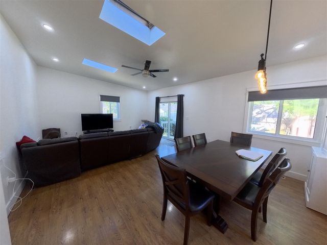23147 Melville Avenue, Hazel Park, MI 48030