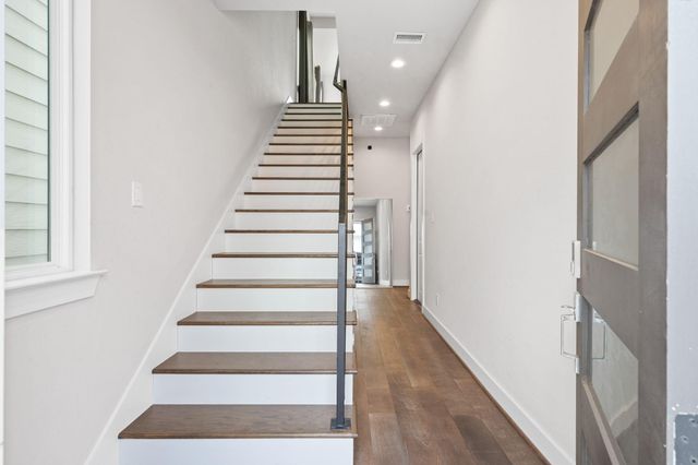823 Mansfield Street H, Houston, TX 77091