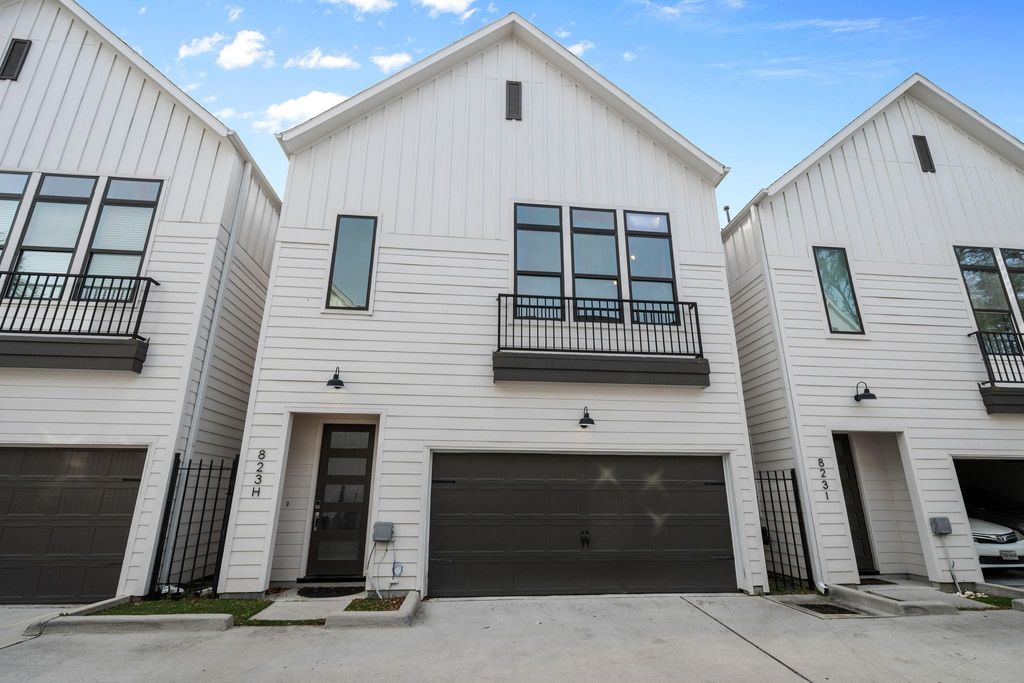 823 Mansfield Street H, Houston, TX 77091