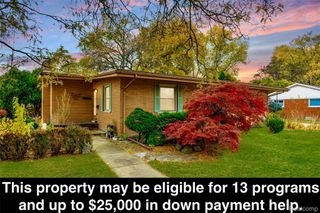 22250 Grossedale Street, St. Clair Shores, MI 48082