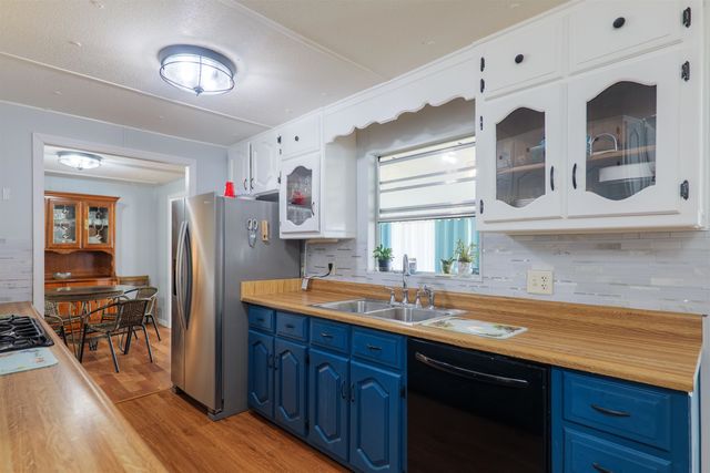 529 NE Evergreen Avenue, Pinetta, FL 32350
