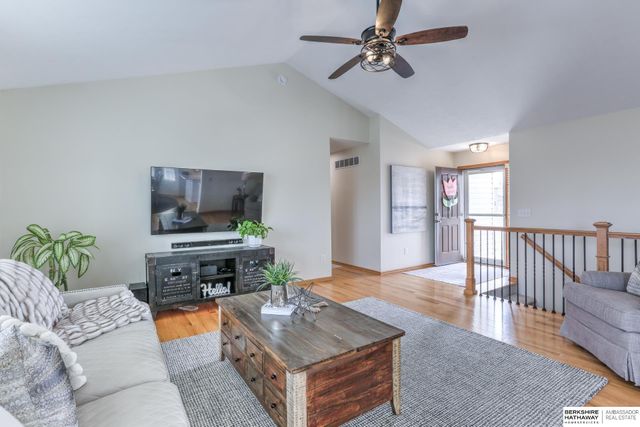 19750 Bellbrook Boulevard, Gretna, NE 68028