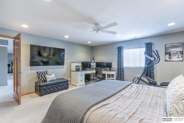 19750 Bellbrook Boulevard, Gretna, NE 68028