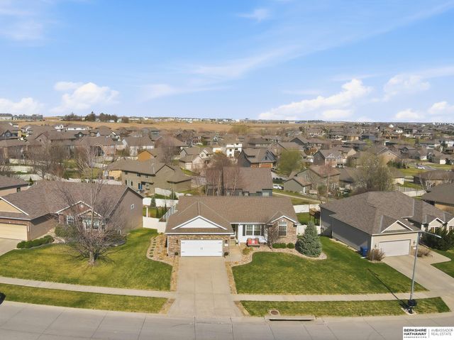 19750 Bellbrook Boulevard, Gretna, NE 68028
