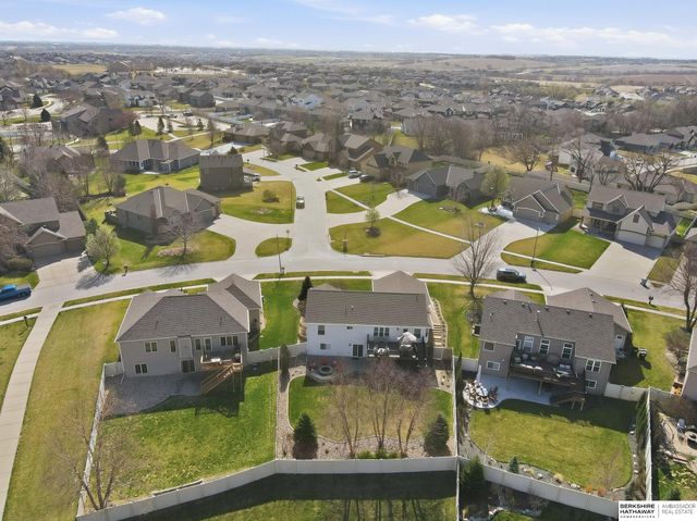 19750 Bellbrook Boulevard, Gretna, NE 68028