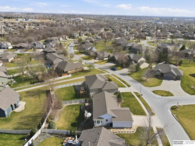 19750 Bellbrook Boulevard, Gretna, NE 68028