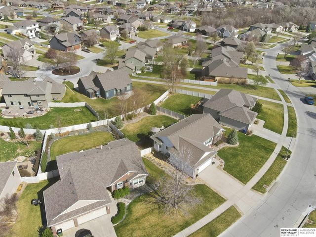 19750 Bellbrook Boulevard, Gretna, NE 68028