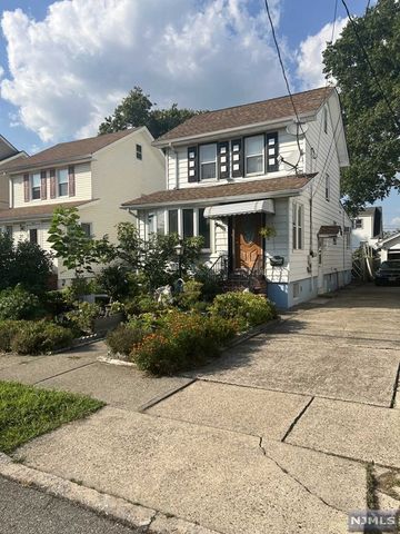 26 Woodland Avenue, Little Ferry, NJ 07643