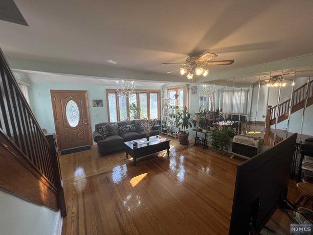 26 Woodland Avenue, Little Ferry, NJ 07643