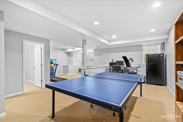 1123 Pine Valley Court, Elgin, IL 60124