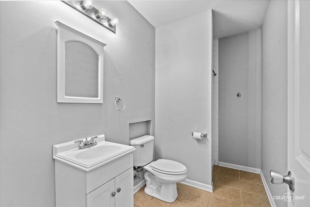 1123 Pine Valley Court, Elgin, IL 60124
