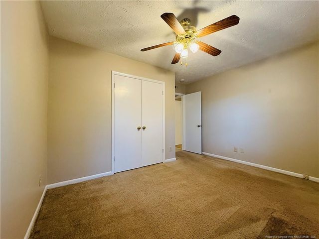 6809 Timbercroft Lane, Fayetteville, NC 28314