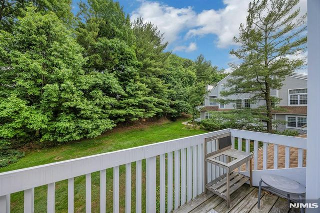 7 Eagles Notch Drive 4, Englewood, NJ 07631