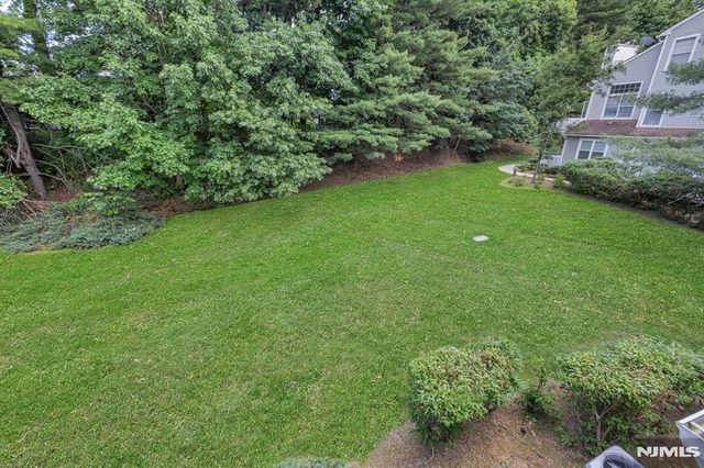 7 Eagles Notch Drive 4, Englewood, NJ 07631