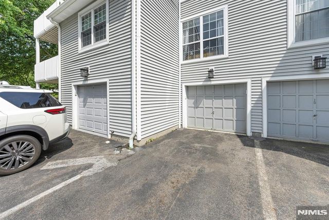 7 Eagles Notch Drive 4, Englewood, NJ 07631