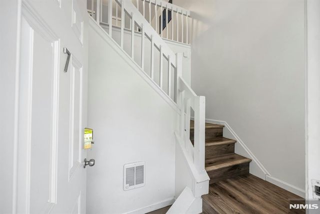 7 Eagles Notch Drive 4, Englewood, NJ 07631