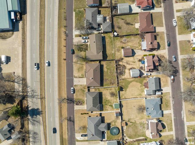 1021 W WESTWOOD Drive, Peoria, IL 61604