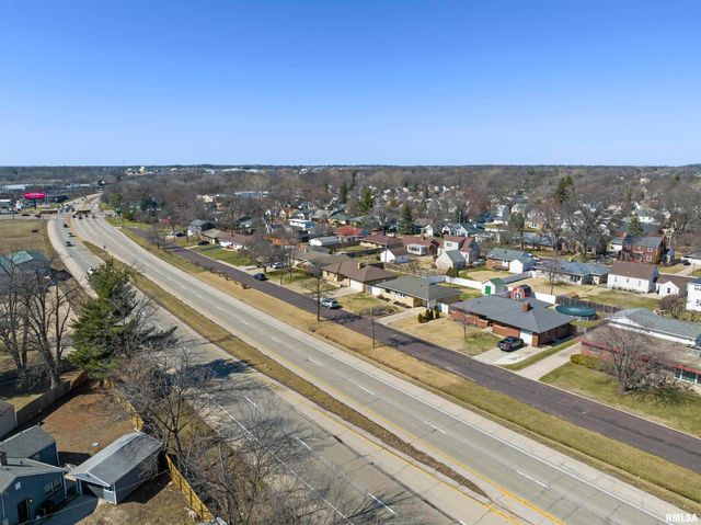 1021 W WESTWOOD Drive, Peoria, IL 61604