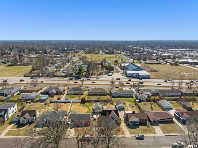 1021 W WESTWOOD Drive, Peoria, IL 61604