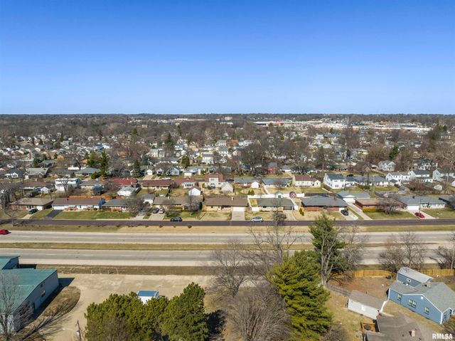 1021 W WESTWOOD Drive, Peoria, IL 61604