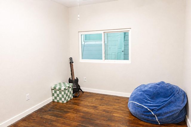 800 Barbara DR, San Marcos, TX 78666