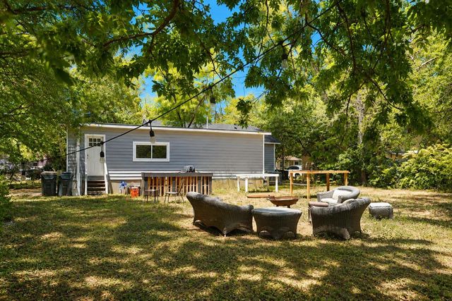 800 Barbara DR, San Marcos, TX 78666