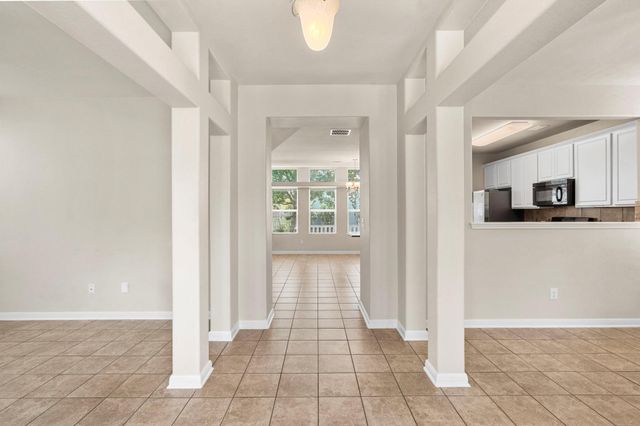 423 Wetzel, Kyle, TX 78640