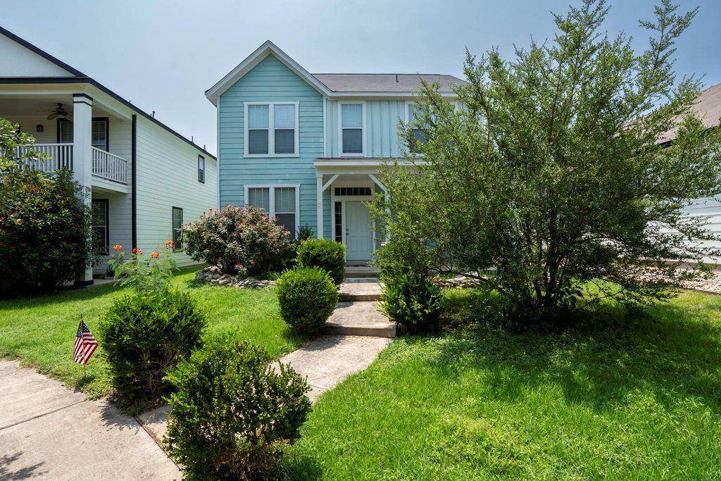 423 Wetzel, Kyle, TX 78640